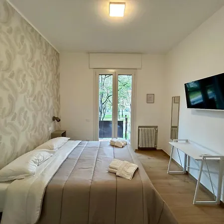 Daire Campo Dei Fiori Free Parking And Wifi Ravenna