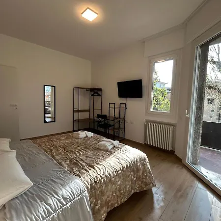 Daire Campo Dei Fiori Free Parking And Wifi Ravenna