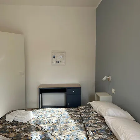 Campo Dei Fiori Free Parking And Wifi Daire *