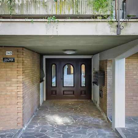 Daire Campo Dei Fiori Free Parking And Wifi *