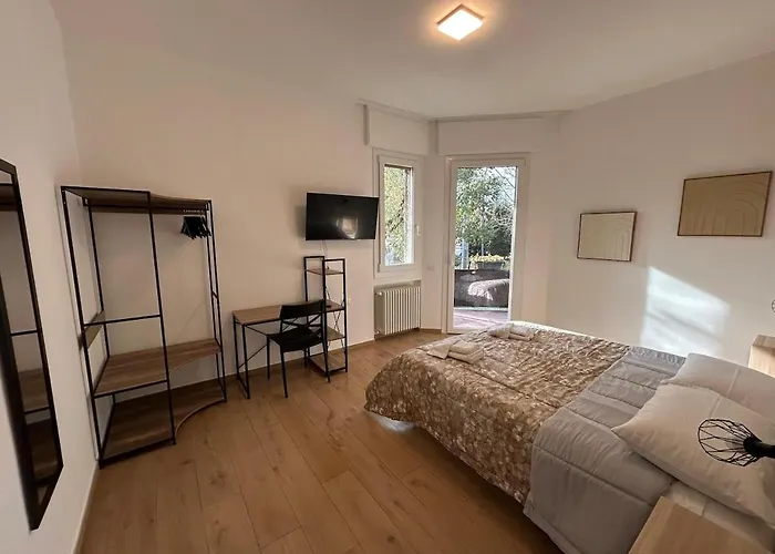 Campo Dei Fiori Free Parking And Wifi