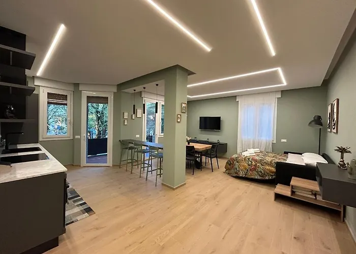 Apartamento Campo Dei Fiori Free Parking And Wifi *